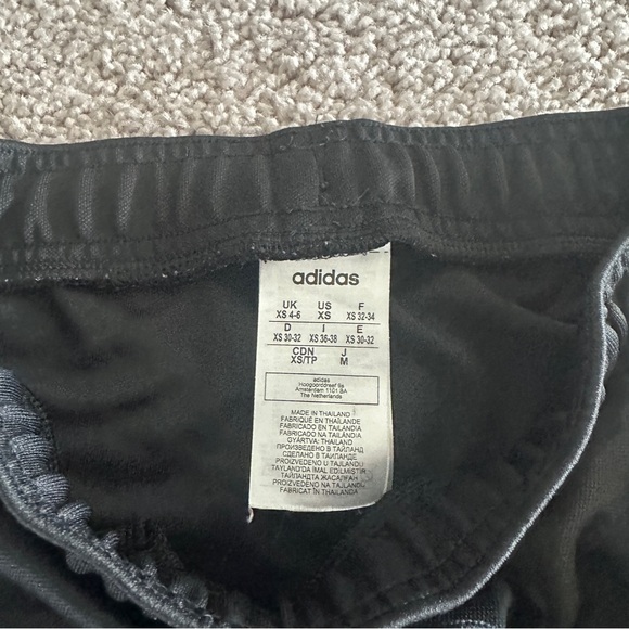 ADIDAS— Joggers - Picture 6 of 6